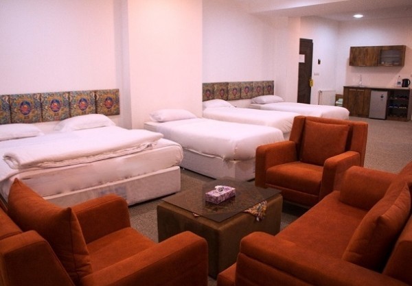 اتاق پنج تخته تویین هتل ناکو بوشهر
